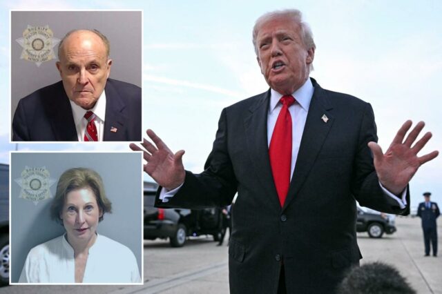 Trump perdoa Giuliani, Powell, Chesebro e dezenas de outros envolvidos no caso de ‘eleitores falsos’ de 2020
