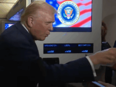 Trump realmente disse ‘Quiet, Piggy’ para uma repórter perguntando sobre os arquivos de Epstein? Trump gritou com uma repórter, dizendo-lhe para ser