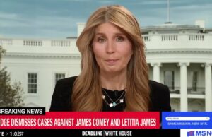 Trump ‘só é o culpado’ pela demissão de James Comey, casos de Letitia James, afirma Nicolle Wallace | Vídeo Trump 'só é o culpado' pela demissão de James Comey, casos de Letitia James, afirma Nicolle Wallace | Vídeo