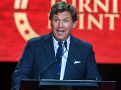 Tucker Carlson une a mídia de direita contra ele por causa da entrevista com Nick Fuentes Tucker Carlson une a mídia de direita contra ele por causa da entrevista com Nick Fuentes