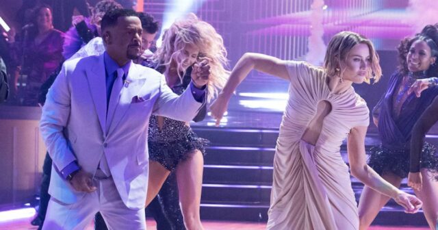 Tudo o que os profissionais e estrelas do 'DWTS' disseram Dançando com as estrelas ao vivo