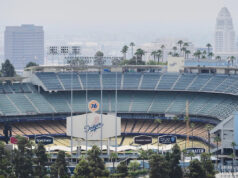 Turbulência para a gôndola do Dodger Stadium enquanto as autoridades de Los Angeles buscam fundamentar o projeto Yahoo news home