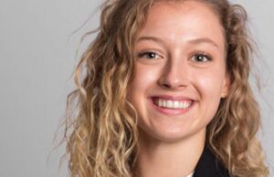 Turista suíço morto por tubarão na praia de NSW é identificado Livia Mulheim foi morta em um ataque de tubarão em uma praia de NSW.