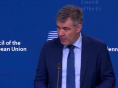 UE chega a acordo sobre meta climática enfraquecida no acordo de última hora para a COP30 Yahoo news home