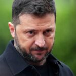 O último acordo foi debatido pelo enviado de investimentos de Putin, Kirill Dmitriev (à esquerda), e pelo enviado de Trump, Steve Witkoff, vistos juntos aqui em São Petersburgo, em abril.