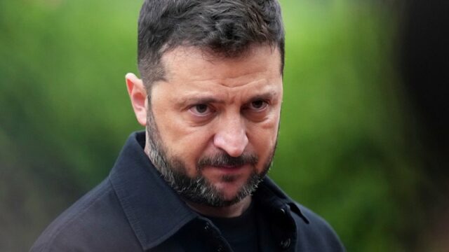 O último acordo foi debatido pelo enviado de investimentos de Putin, Kirill Dmitriev (à esquerda), e pelo enviado de Trump, Steve Witkoff, vistos juntos aqui em São Petersburgo, em abril.