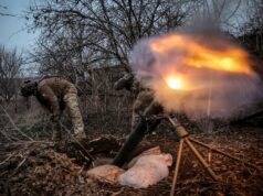 Ucrânia diz que atacou refinaria de petróleo russa perto de Moscou à medida que o inverno se aproxima Ucrânia diz que atacou refinaria de petróleo russa perto de Moscou à medida que o inverno se aproxima