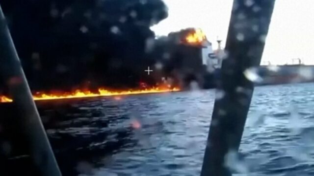 Ucrânia diz ter como alvo dois petroleiros russos com drones Ucrânia diz ter como alvo dois petroleiros russos com drones no Mar Negro