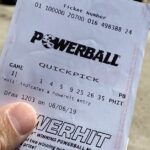 Um australiano acordando US$ 50 milhões mais rico após pontuação na Powerball