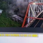 Um casal de Kediri caiu devido à erupção do Monte Semeru, sofreu queimaduras e foi encaminhado ao hospital