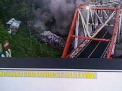 Um casal de Kediri caiu devido à erupção do Monte Semeru, sofreu queimaduras e foi encaminhado ao hospital Um casal de Kediri caiu devido à erupção do Monte Semeru, sofreu queimaduras e foi encaminhado ao hospital