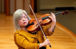 Uma semana de viola no centro da cidade infundiu de tudo, desde Brahms até um simpósio sobre um compositor coreano Uma semana de viola no centro da cidade infundiu de tudo, desde Brahms até um simpósio sobre um compositor coreano