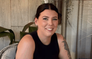 Único sobrevivente da explosão fatal de uma mina em NSW enfrenta perda auditiva permanente Mackenzie Stirling, sobrevivente da explosão da mina Cobar, ficou com perda auditiva permanente.