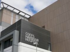 Usuário de drogas endividado nega ter estuprado mulher de 76 anos em instituição para idosos Hospital de Coffs Harbour.
