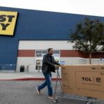 Varejistas revelam ofertas de TV da Black Friday, com modelos Sony, Samsung e LG com até 57% de desconto