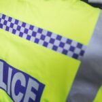 Várias pessoas esfaqueadas em um trem perto de Cambridge, diz a polícia britânica