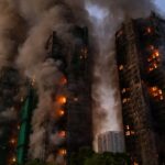 O incêndio em um prédio no distrito de Tai Po, nos Novos Territórios de Hong Kong.