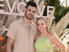 Vendendo o cronograma de relacionamento de Mary Fitzgerald e Romain Bonnet, da Sunset Vendendo o cronograma de relacionamento de Mary Fitzgerald e Romain Bonnet, da Sunset