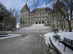 Vergonha de US$ 20 bilhões dos republicanos de Albany: a loucura dos gastos do estado também é culpa deles Vergonha de US$ 20 bilhões dos republicanos de Albany: a loucura dos gastos do estado também é culpa deles