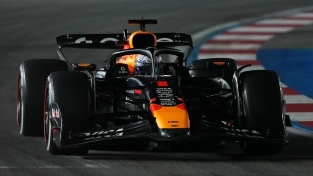 Verstappen vence o Grande Prêmio de Las Vegas de 2025 e vence Norris para permanecer vivo na luta pelo campeonato de F1
