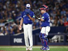 Veterano do Blue Jays declara intenções de agência gratuita após derrota na World Series Veterano do Blue Jays declara intenções de agência gratuita após derrota na World Series