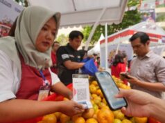 Vice-Ministro da UMKM adverte Banco Himbara com teto de KUR abaixo de IDR 100 milhões, não peça garantias Vice-Ministro da UMKM adverte Banco Himbara com teto de KUR abaixo de IDR 100 milhões, não peça garantias