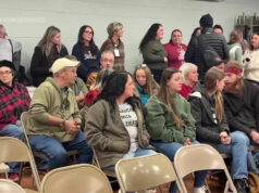 Vigília realizada na Virgínia Ocidental pelo assassinato de membro da Guarda Nacional Yahoo news home