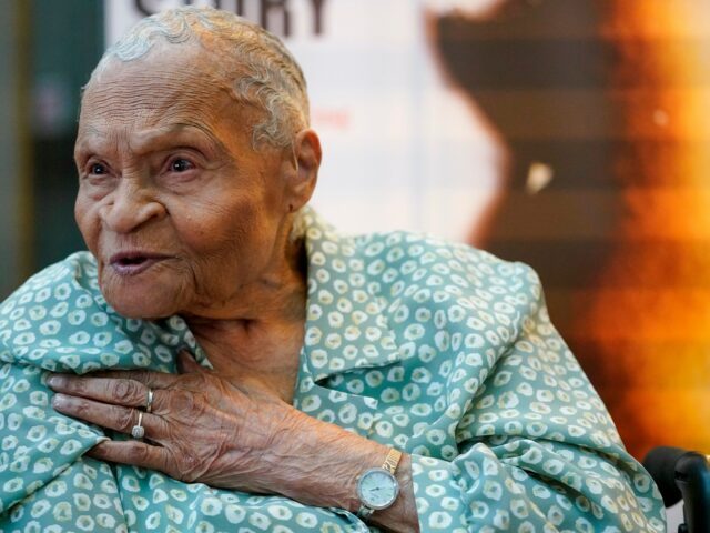 Viola Ford Fletcher, sobrevivente do massacre de Tulsa em 1921, Viola Ford Fletcher, sobrevivente do massacre de Tulsa em 1921, morre aos 111 anos