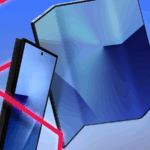 Um Galaxy Z Fold 6 ao lado de um Huawei Mate XT com três dobras