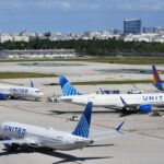 Voos dos EUA voltarão ao normal depois que autoridade de aviação suspender restrições