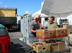 White Pony Express da Concord aumenta o trabalho contra a fome em meio ao congelamento do SNAP White Pony Express da Concord aumenta o trabalho contra a fome em meio ao congelamento do SNAP