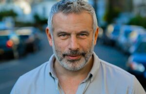 Will Daws, co-diretor da Plum Pictures que criou programas com James May e George Clarke, morre aos 57 Will Daws, co-diretor da Plum Pictures que criou programas com James May e George Clarke, morre aos 57