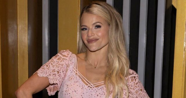 Witney-Carson-IG-IMG_3778