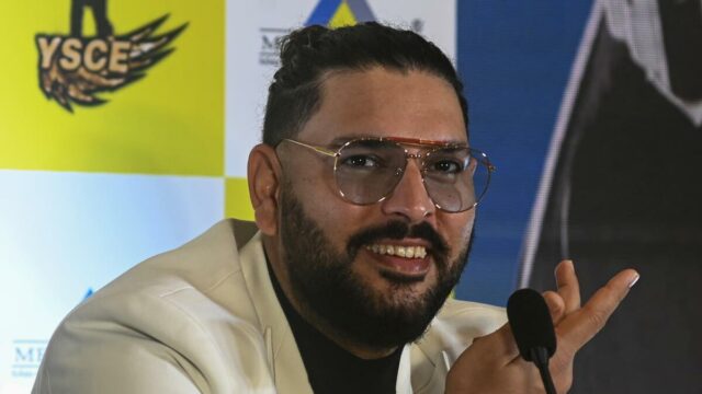 Yuvraj Singh conduz clínica de críquete em Hong Kong sob a iniciativa Laureus 'Sport for Good'
