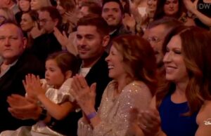 Zac Efron se torna viral por sua reação confusa à trilha sonora de ‘DWTS’ do irmão Dylan: ‘Ele não foi cronometrado’ | Vídeo Zac Efron se torna viral por sua reação confusa à trilha sonora de ‘DWTS’ do irmão Dylan: ‘Ele não foi cronometrado’ | Vídeo