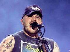 Zach Bryan está sóbrio há 2 meses depois de lutar contra a saúde mental Apresenta altos e baixos de Zach Bryan