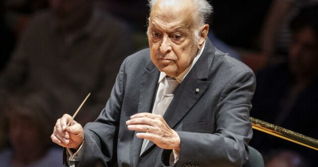 Zubin Mehta, aos 89 anos, permanece no comando da gigantesca Oitava Sinfonia de Bruckner
