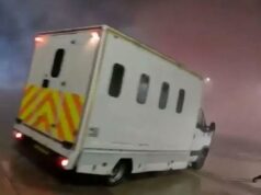 ‘Ativista da Ação Palestina bateu em policial com martelo’ Yahoo news home