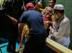 ‘Bairros enterrados na lama’: o número de mortos nas inundações no Sri Lanka sobe para 159 Uma vista aérea mostra casas parcialmente submersas nas águas das enchentes após fortes chuvas em Kaduwela, nos arredores de Colombo, em 29 de novembro de 2025. O Sri Lanka declarou estado de emergência em 29 de novembro e apelou por assistência internacional, já que o número de mortos devido às fortes chuvas e inundações provocadas pelo ciclone Ditwah subiu para 132, com outros 176 desaparecidos.