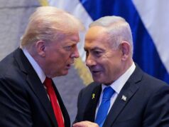 ‘Plano de paz’ de Trump para Gaza é aprovado pelo Conselho de Segurança das Nações Unidas Donald Trump com Benjamin Netanyahu no Knesset israelense em outubro.