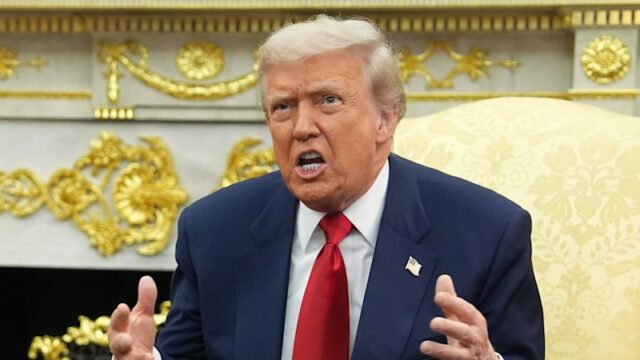 ‘Punível com a morte’: Trump acusa democratas de sedição por mensagem de vídeo aos militares
