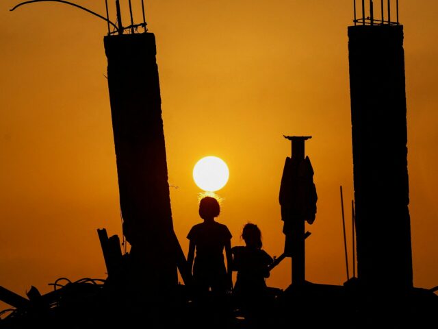 ‘Viagem de sofrimento’: evacuado de Gaza detalha viagem de 24 horas até a África do Sul
