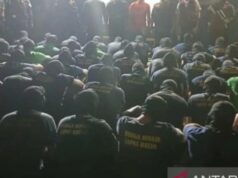 1.882 prisioneiros de alto risco transferidos para a prisão de Nusakambangan 1.882 prisioneiros de alto risco transferidos para a prisão de Nusakambangan