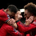 Manchester United ataca escanteio contra o West Ham