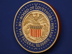 21 estados liderados pelos democratas processam a Casa Branca por financiamento do departamento de proteção ao consumidor Yahoo news home