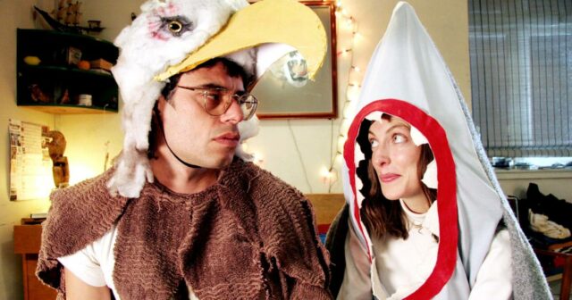 Chris Evans e Dakota Johnson em Materialistas