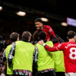 Diogo Dalot foge para começar a comemorar pelo United