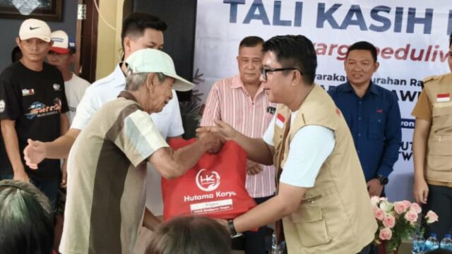 98 Resolution Network distribui 5.000 pacotes de amor de Natal 98 Resolution Network distribui 5.000 pacotes de amor de Natal em Sulawesi do Norte