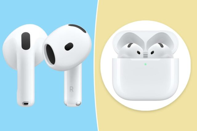 Dois AirPods brancos, um deles rotulado com R.