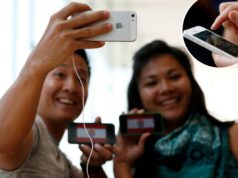 A Apple considera o modelo popular do iPhone obsoleto, deixando usuários furiosos sem suporte Cliente em um iPhone.